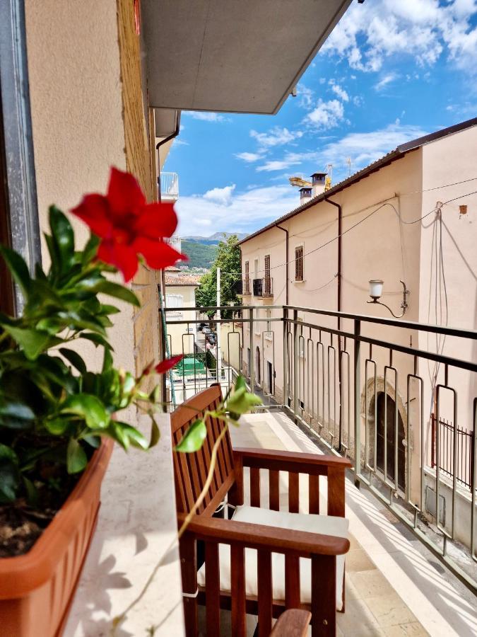 La Chiostrina By Tramonti Apartments LʼAquila المظهر الخارجي الصورة