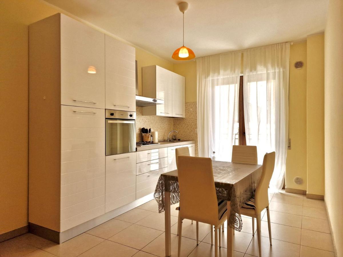 La Chiostrina By Tramonti Apartments LʼAquila المظهر الخارجي الصورة
