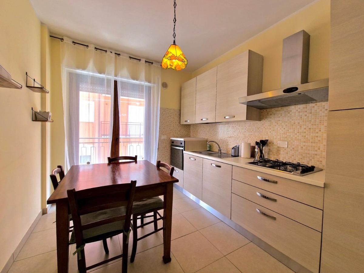 La Chiostrina By Tramonti Apartments LʼAquila المظهر الخارجي الصورة