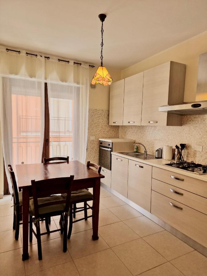 La Chiostrina By Tramonti Apartments LʼAquila المظهر الخارجي الصورة