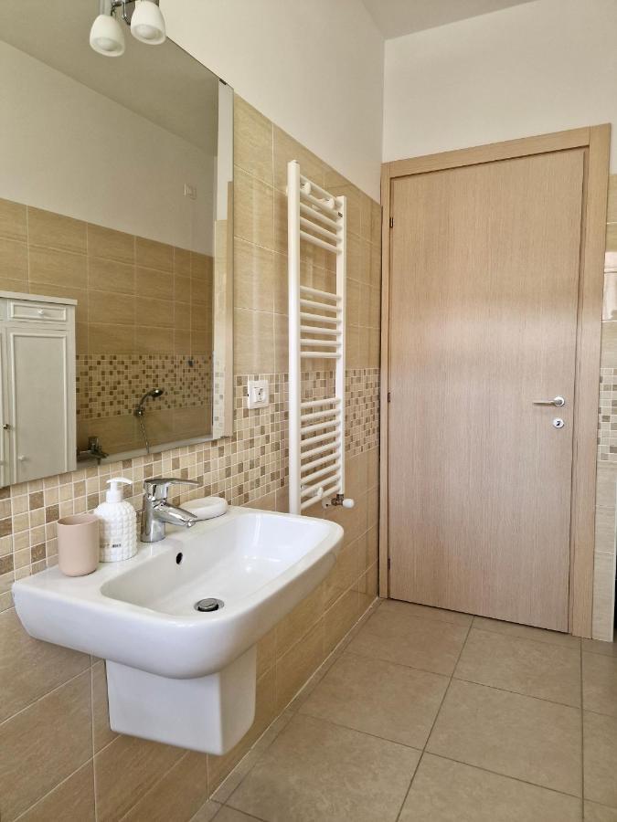 La Chiostrina By Tramonti Apartments LʼAquila المظهر الخارجي الصورة